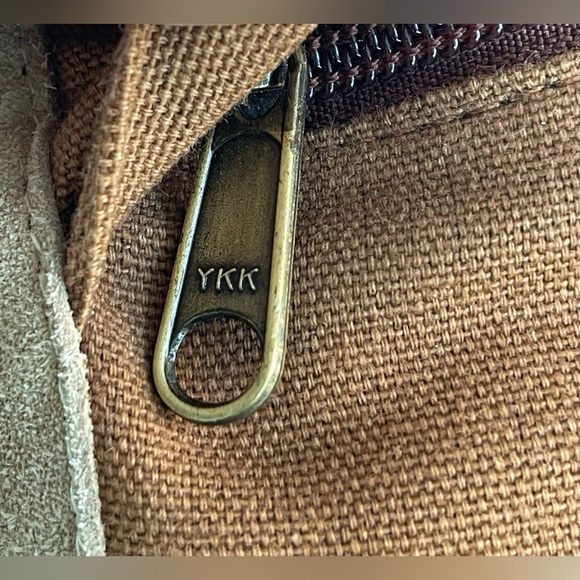 Dojanti leather and embroidered pineapple pillow  welcome pineapple lovely - Picture 5 of 8